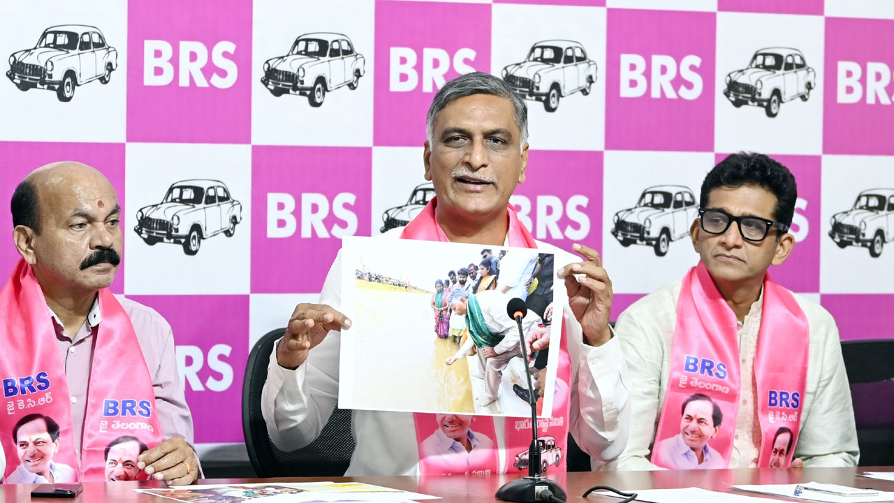 రైతుల ఇక్కట్లు సీఎం చక్కర్లు