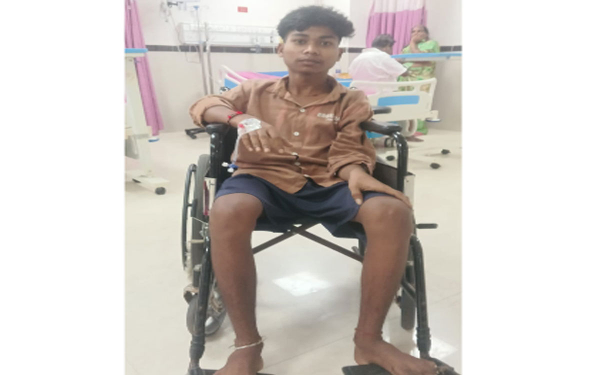 19 ఏళ్ల ప్రాయంలో పక్షవాతంతో మంచానికే పరిమితం