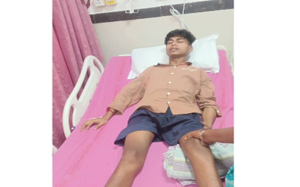 19 ఏళ్ల ప్రాయంలో పక్షవాతంతో మంచానికే పరిమితం
