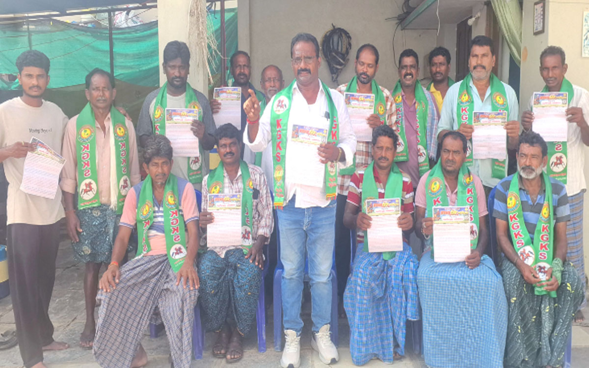 ‘గీత కార్మికులకు ఇచ్చిన హామీలను తక్షణం నెరవేర్చాలి’