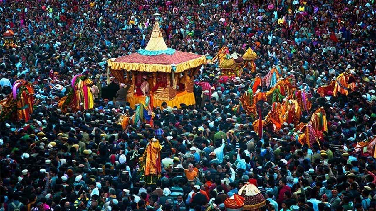 Kullu Dussehra | దేశమంతా దసరా ముగిసిన తర్వాతే ఇక్కడ పండుగ మొదలవుతుంది!