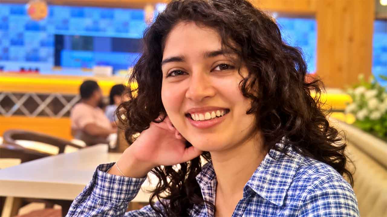 MBBS Student | హాస్టల్ గదిలో ఫ్యాన్‌కు ఉరివేసుకుని.. మెడికల్‌ విద్యార్థిని ఆత్మహత్య