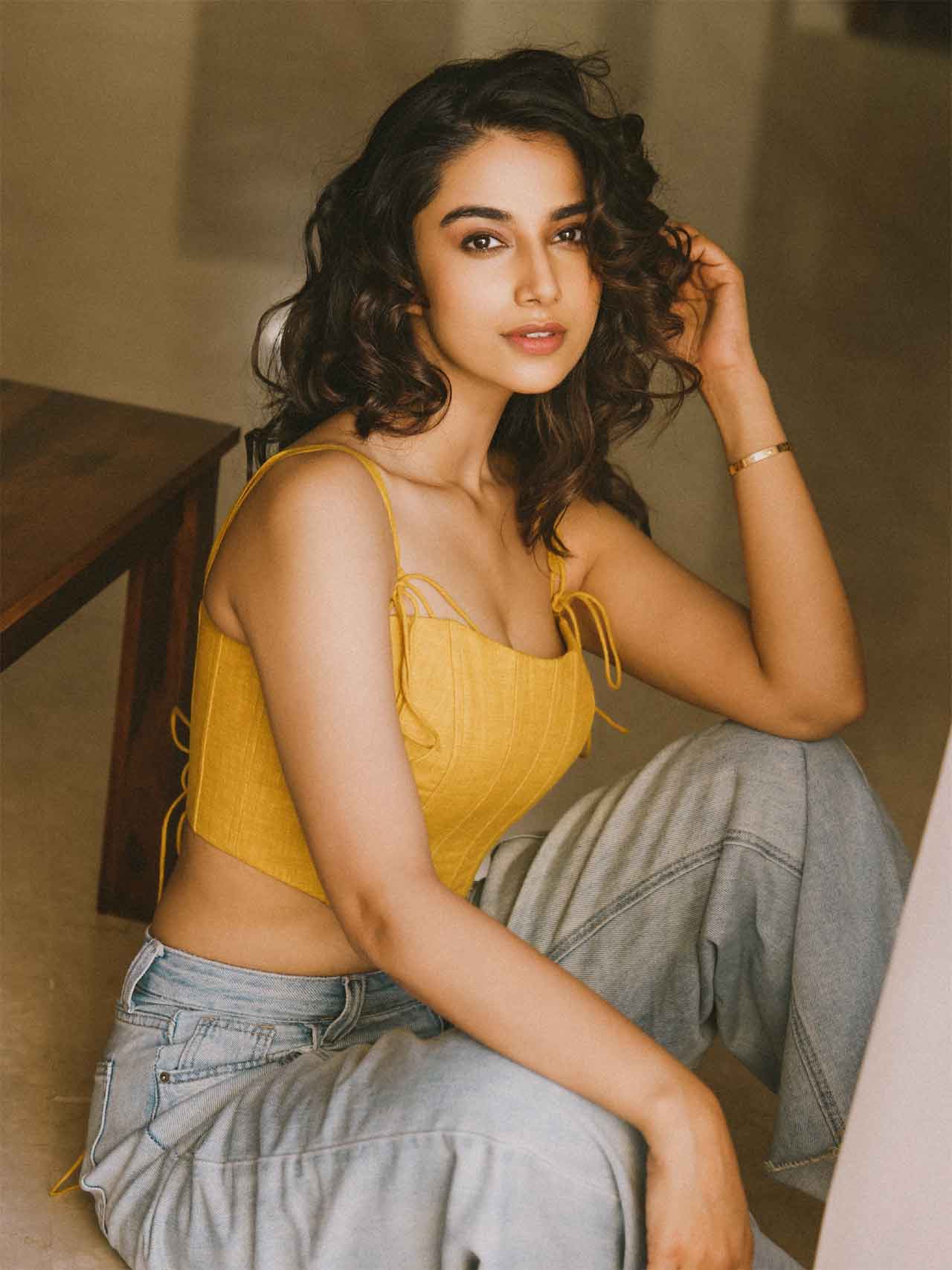 Meenakshi Chadhuary13