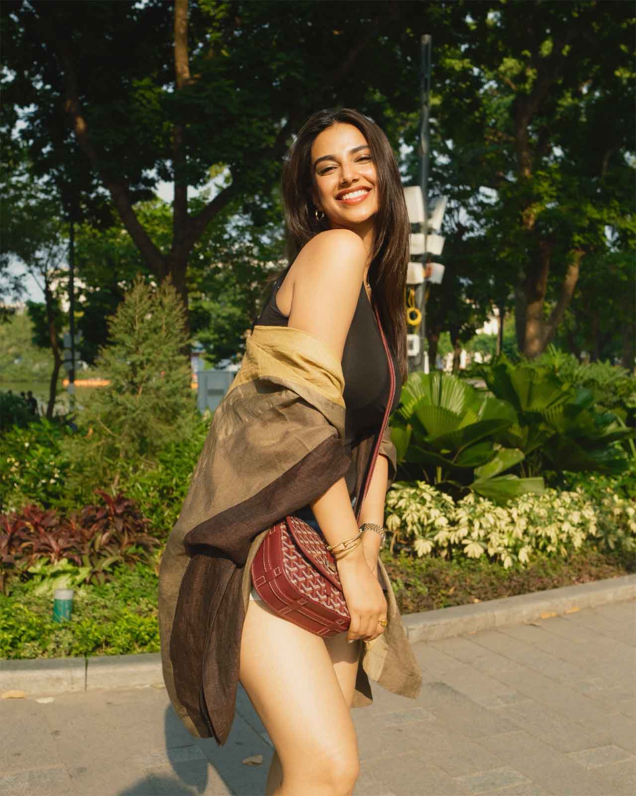 Meenakshi Chadhuary6