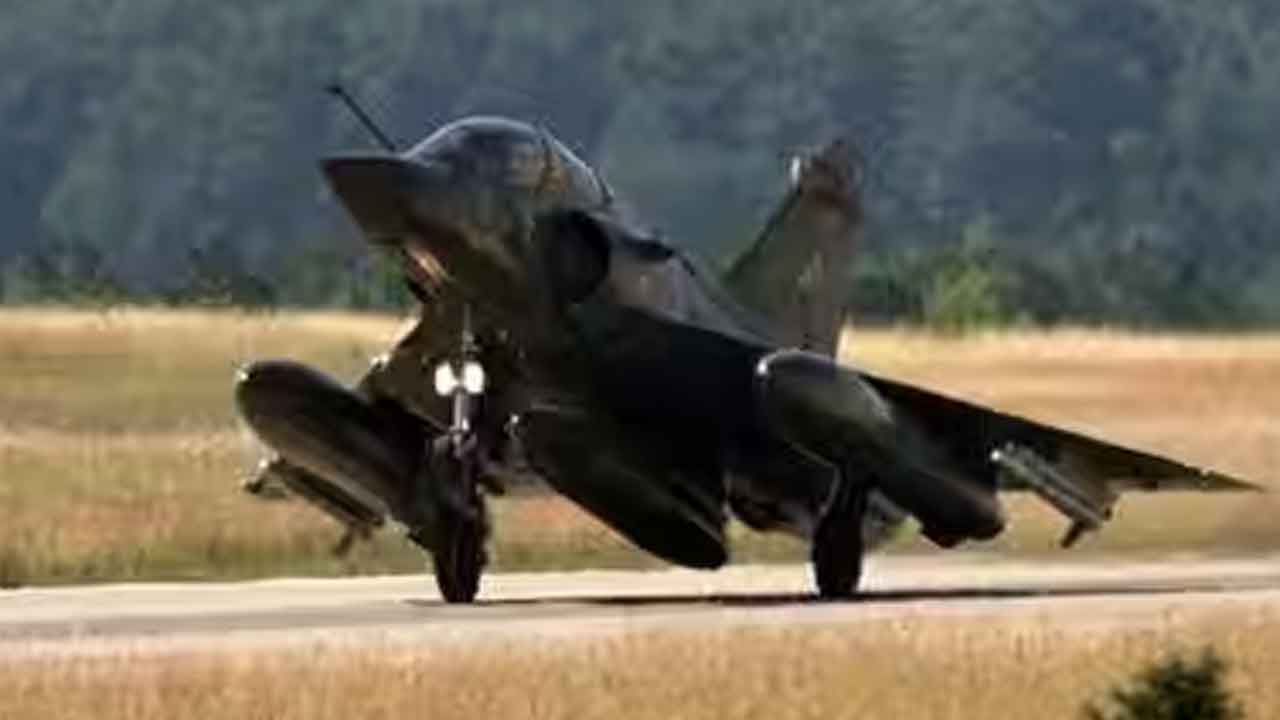 Mirage 2000D: కూలిన మిరేజ్‌-2000డీ యుద్ధ విమానం.. ఒక‌రు మృతి, మ‌రొక‌రి కోసం గాలింపు