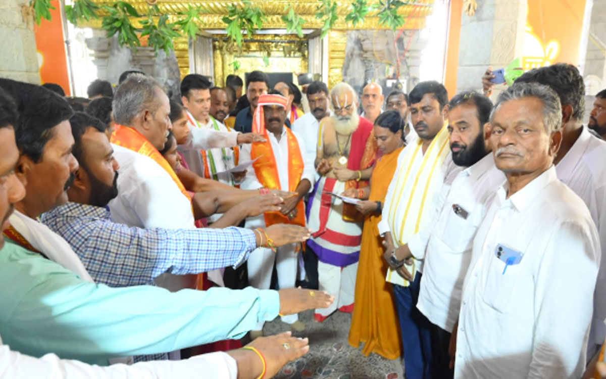 ‘అర్వ‌ప‌ల్లి యోగానంద ఆల‌య అభివృద్ధికి కృషి’