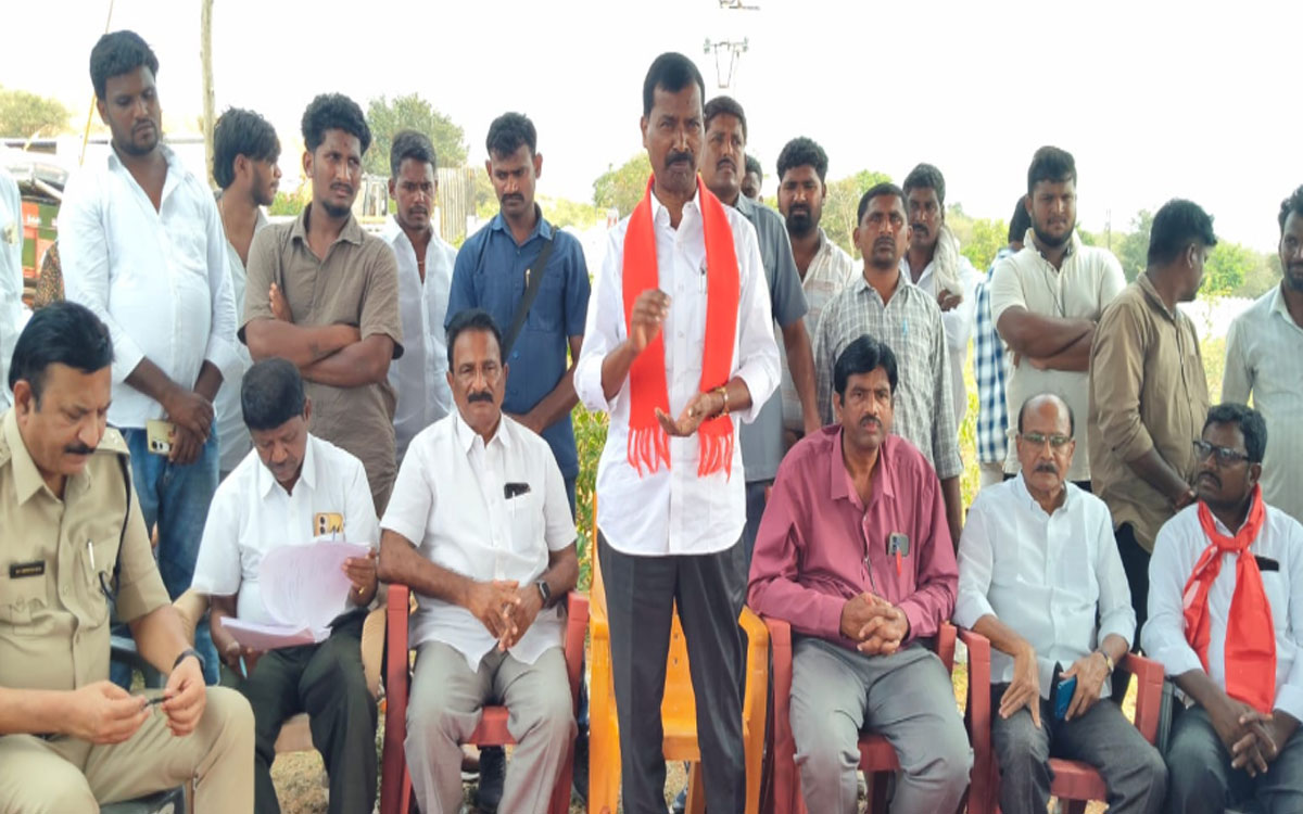కాచారంలో తక్షణమే మైనింగ్ తవ్వకాలు ఆపాలి : ఎమ్మెల్సీ నెల్లికంటి సత్యం