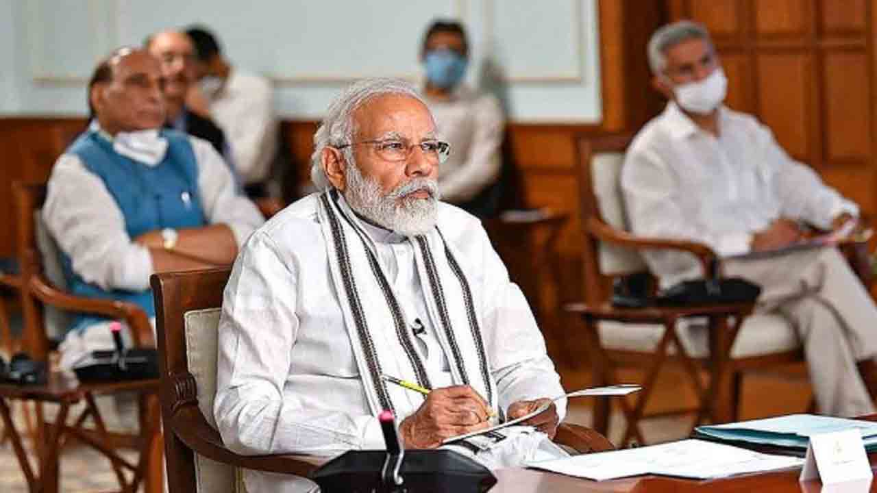 కేంద్ర పింఛను పథకాల్లో ఇందిర పేరు తొలగింపు