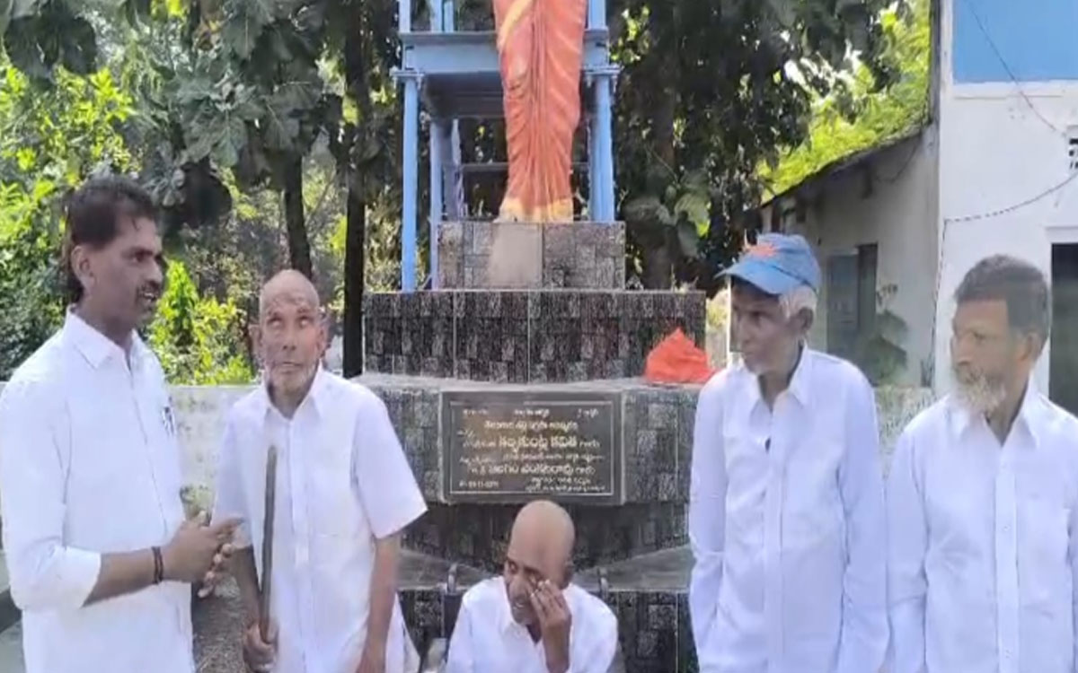 అనాథ వృద్ధులకు అమ్మలా మదర్ థెరిసా సేవా సంస్థ