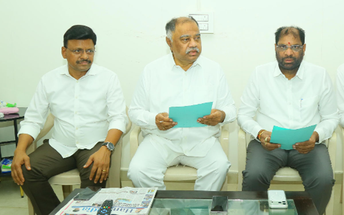 ‘గులాబీ జెండాకి సబ్బండ వర్గాలు జై’