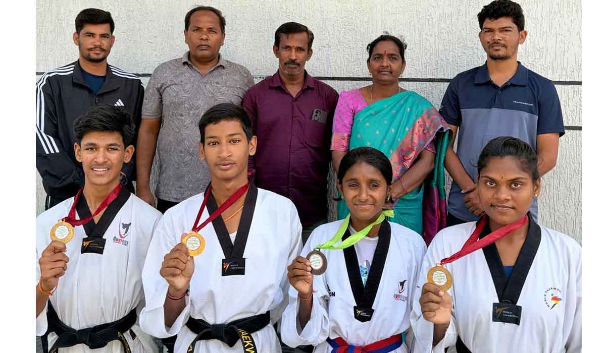 Taekwondo competitions | ఎస్‌జీఎఫ్‌ఐ రాష్ట్ర స్థాయి తైక్వాండో పోటీల్లో క్యూరియస్ అథ్లెట్ల ప్రతిభ