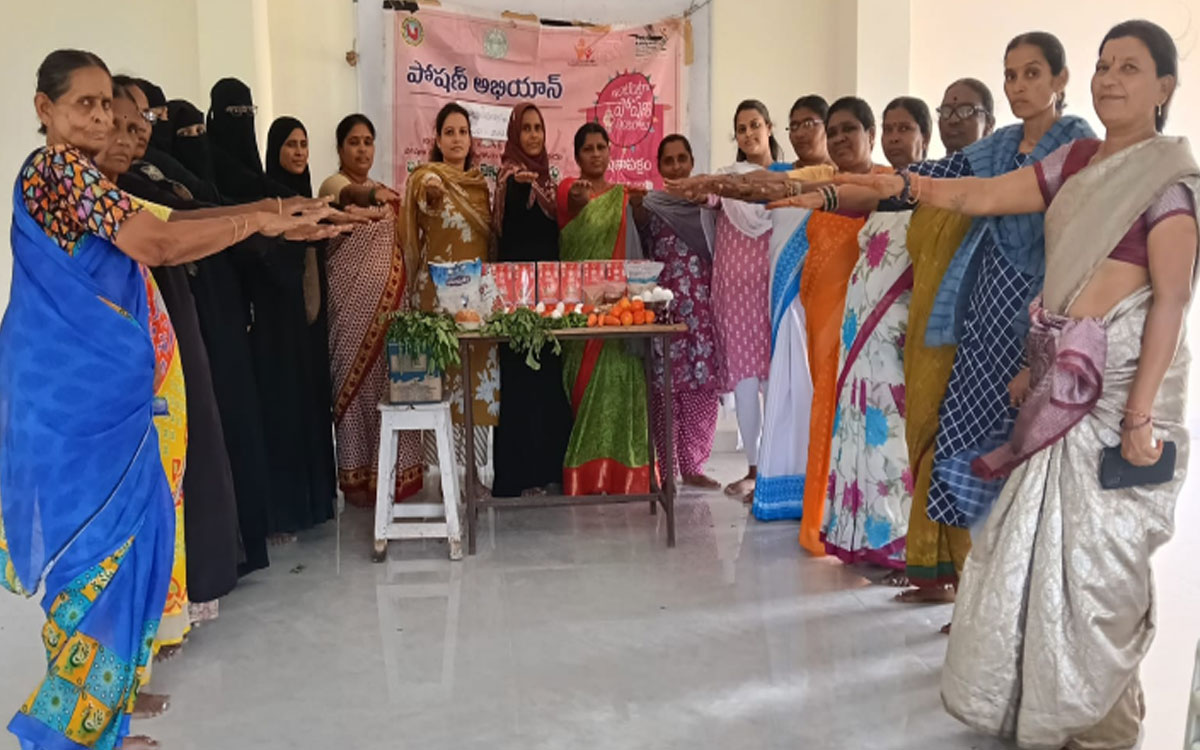పోషక విలువ‌ల‌తోనే త‌ల్లీబిడ్డ ఆరోగ్యం : ఐసీడీఎస్ సూపర్‌వైజ‌ర్ నిహారిక