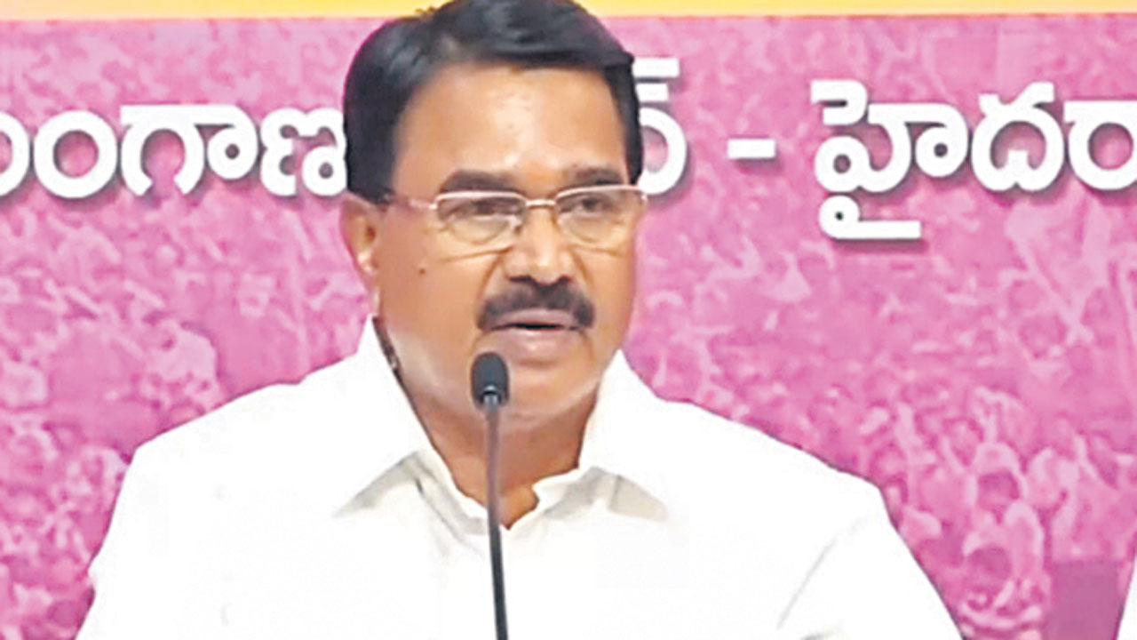 ఎల్లూరు రిజర్వాయర్‌కు నీళ్లు