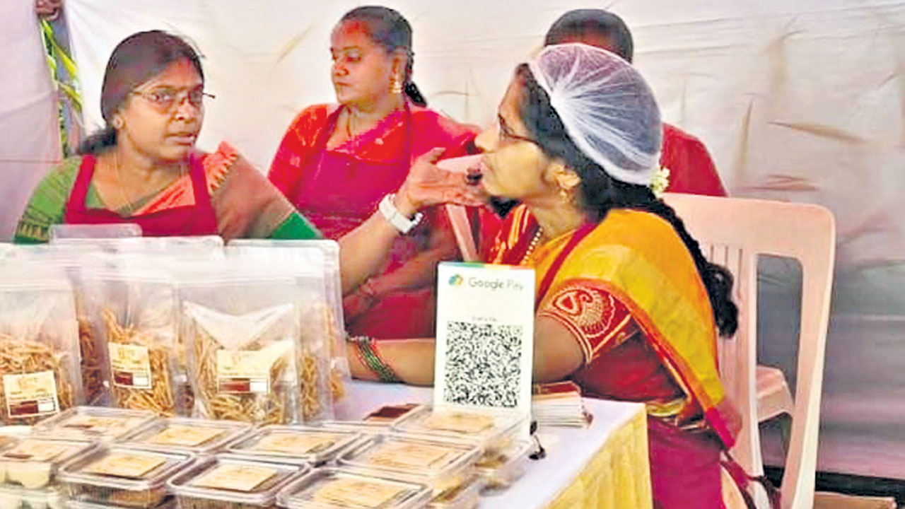 Padma Snacks
