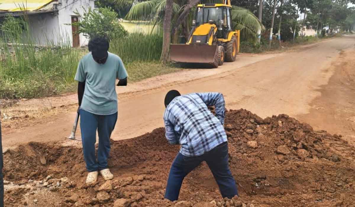 Mission Bhagiratha | మిషన్‌ భగీరథ పైప్‌లైన్‌ లీకేజీకి మరమ్మతులు.. ‘నమస్తేతెలంగాణ’కు అధికారుల స్పందన