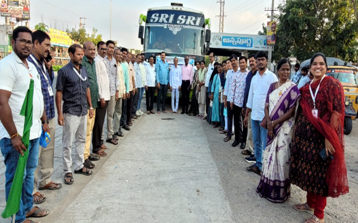 పీఎం శ్రీ ప్రధానోపాధ్యాయులకు బెంగళూరులో శిక్షణ