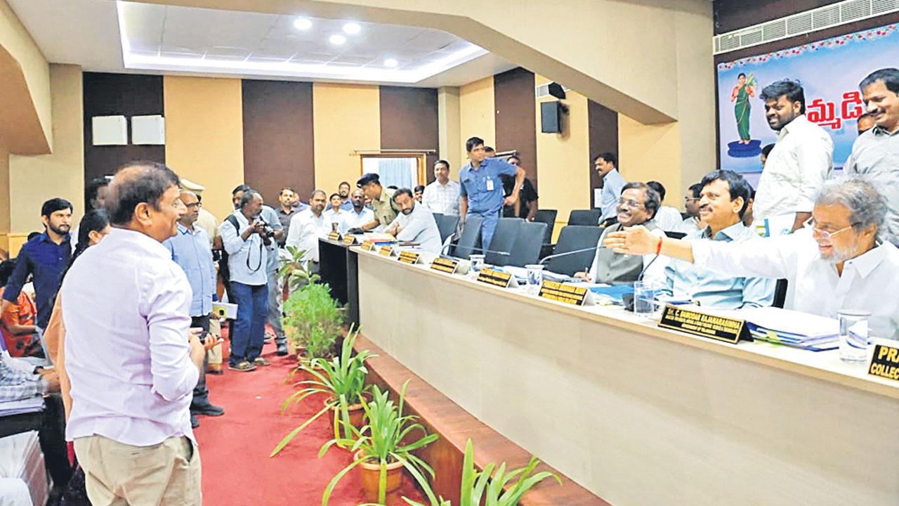 యాసంగికి నీళ్లు, కరెంట్‌ ఇవ్వం!