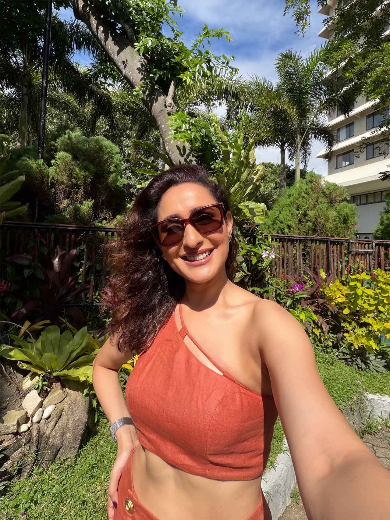 Pragya Jaiswal3