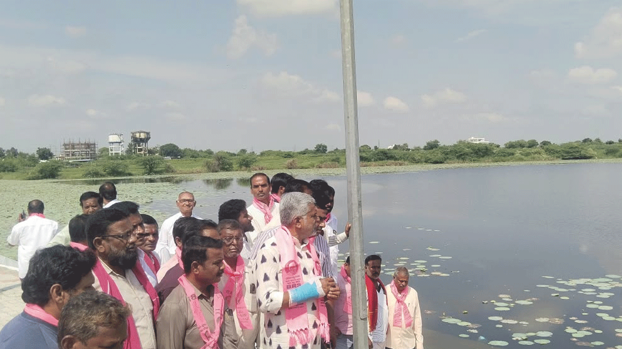 Putta Madhu | బతుకమ్మ ఏర్పాట్లలో ప్రభుత్వం పూర్తిగా విఫలం : మాజీ ఎమ్మెల్యే పుట్ట మధు