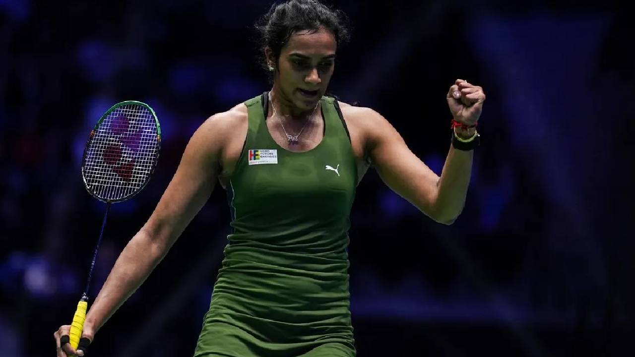 PV Sindhu | జ‌పాన్ క్రీడాకారిణి హినా అకేచిపై విజ‌యం.. ఫ్రెంచ్ ఓపెన్ ఫైన‌ల్ చేరిన పీవీ సింధు