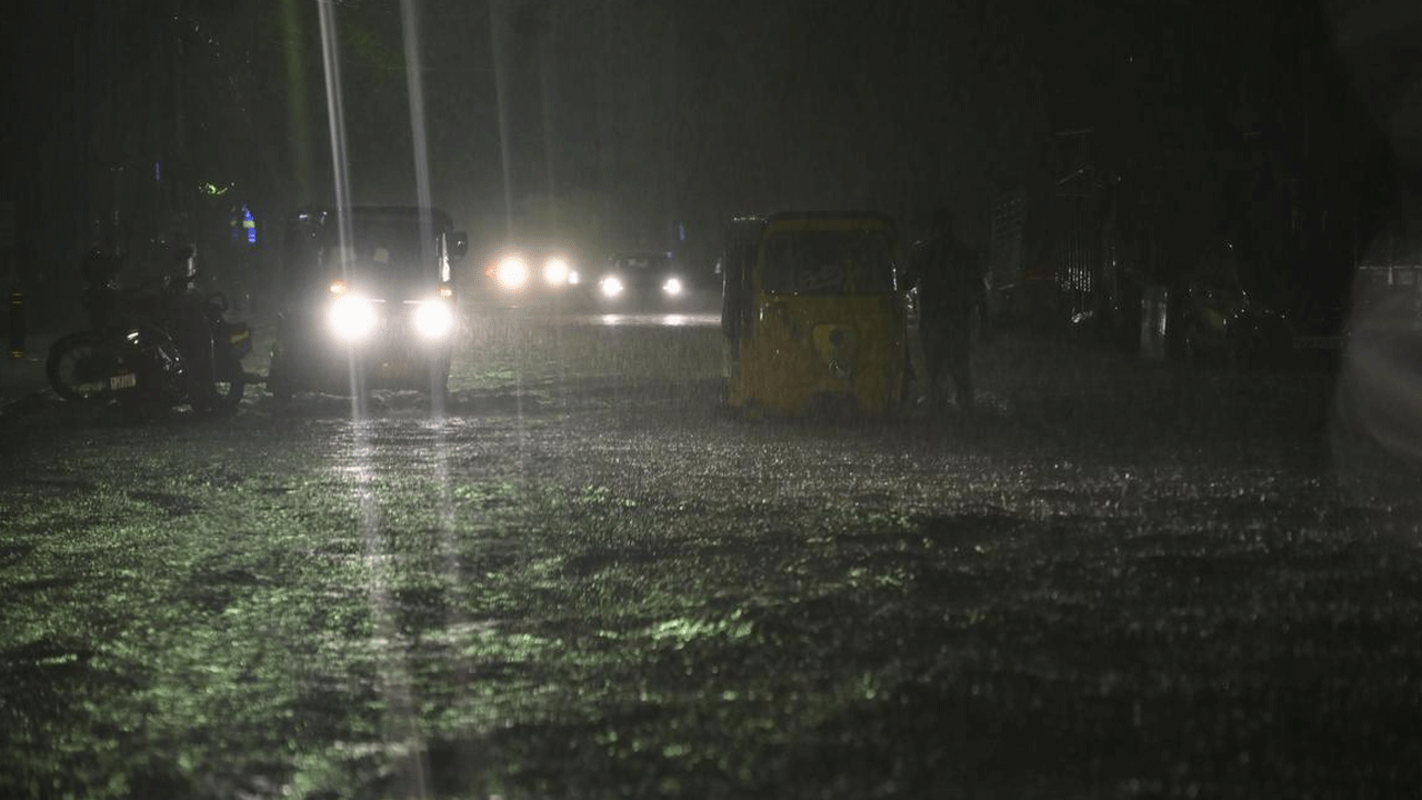Heavy rain | చెన్నైలో ​వర్ష బీభత్సం.. పలు జిల్లాలకు ‘ఆరెంజ్ అలర్ట్’