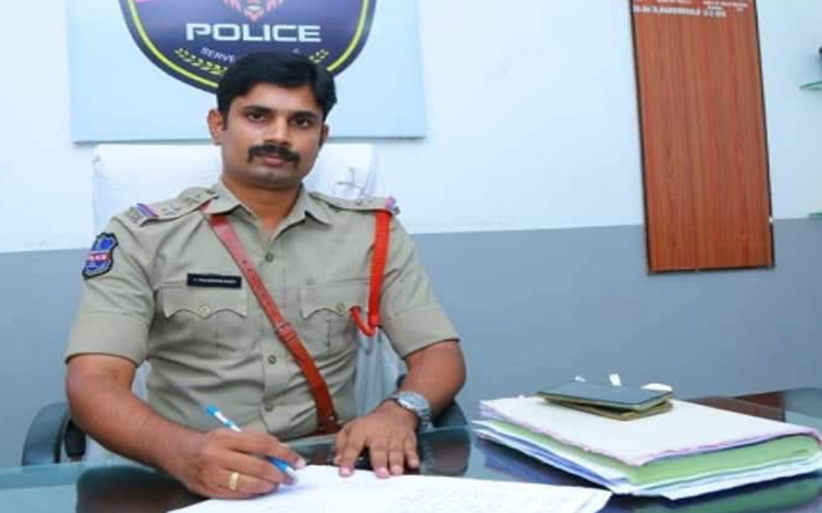 న‌ల్ల‌గొండ‌ వన్ టౌన్ సీఐ ఏమిరెడ్డి రాజశేఖర్‌రెడ్డి బదిలీ