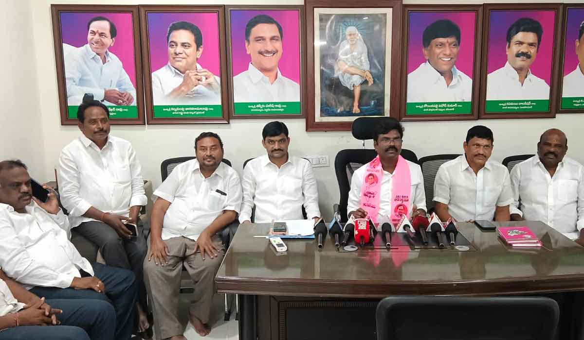 Rasamayi Balakishan | కమీషన్లపై ఉన్న సోయి కరువుపై లేదు.. మానకొండూరు మాజీ ఎమ్మెల్యే రసమయి బాలకిషన్‌