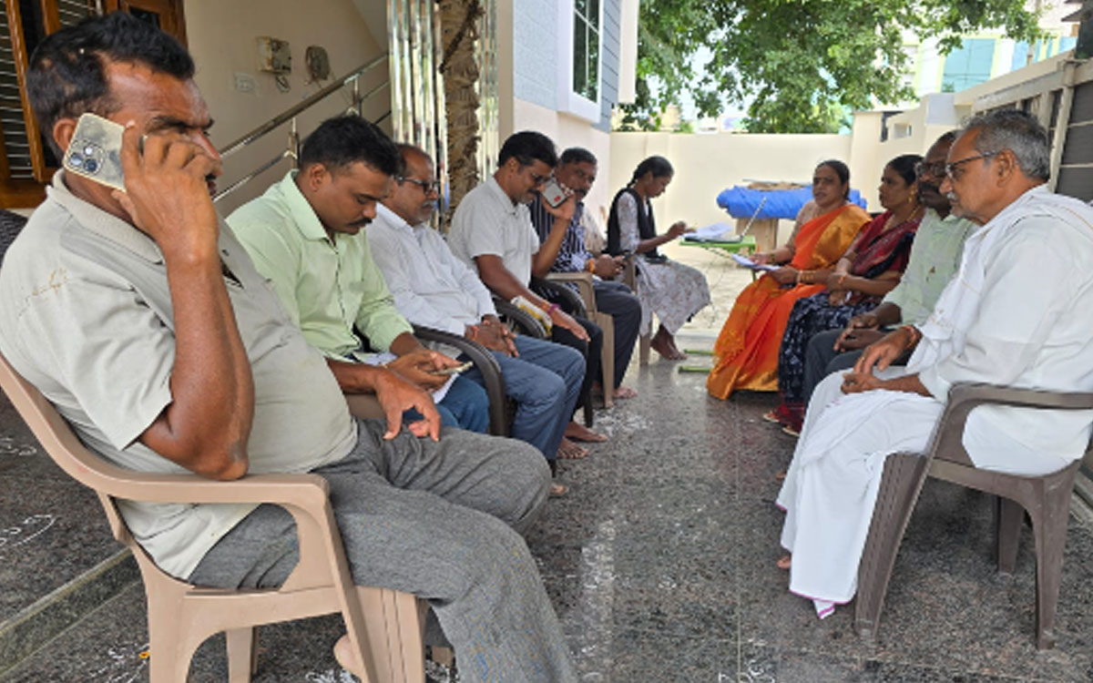 నాగినేనిప్రోలు రెడ్డిపాలెంలో పట్టభద్రుల ఓటరు నమోదు