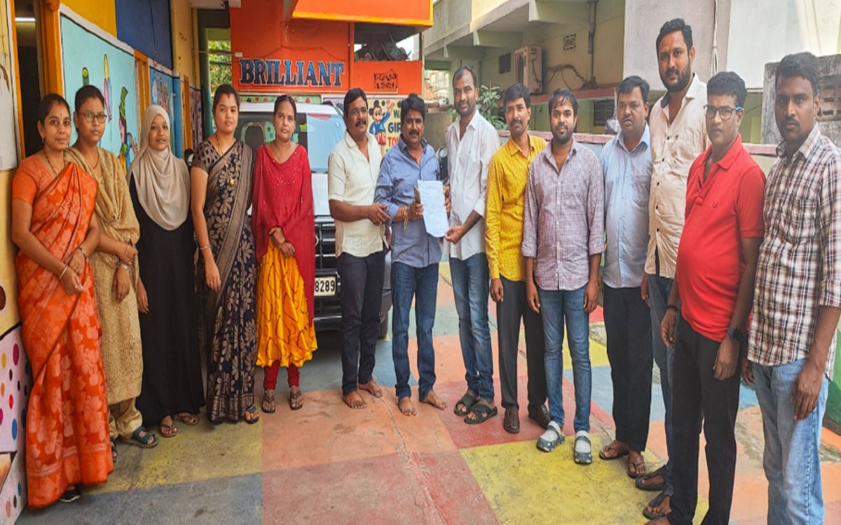 సార‌పాక‌లో ముమ్మరంగా ఓటరు నమోదు