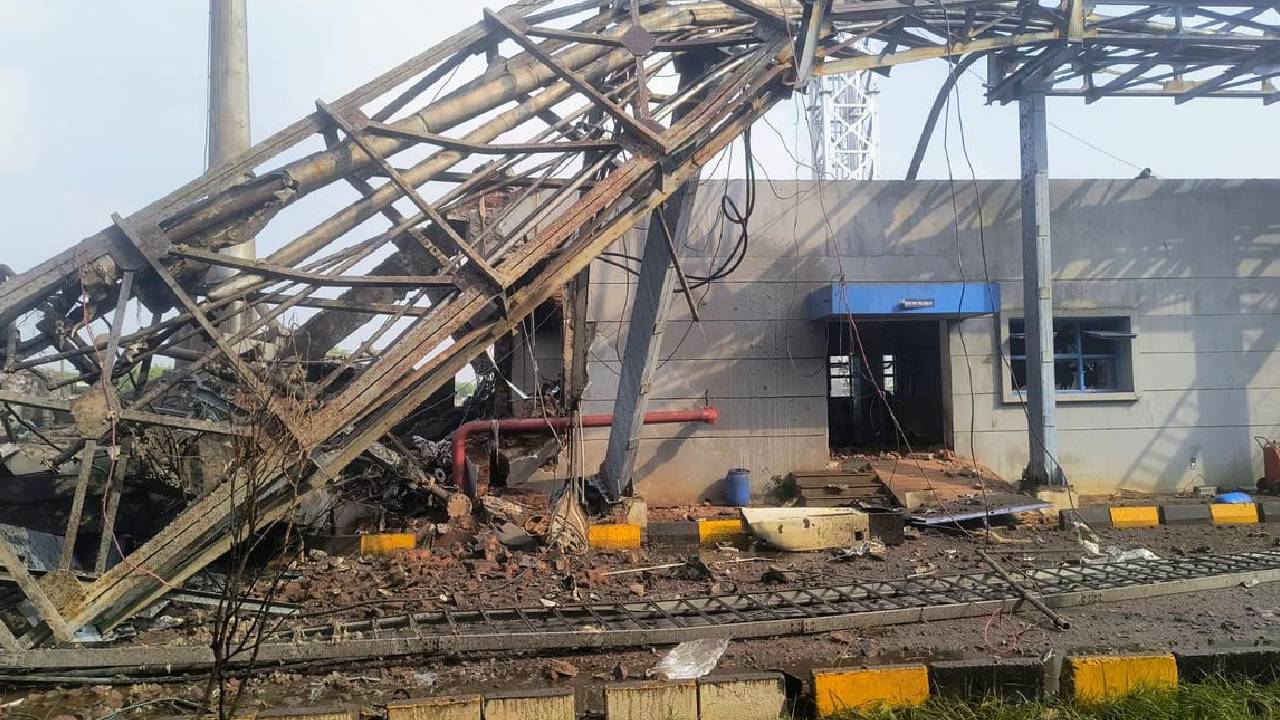 Andhra Pradesh | ఏపీలో బాయిల‌ర్ పేలుడు.. ఐదుగురు మృతి.. మందికి గాయాలు