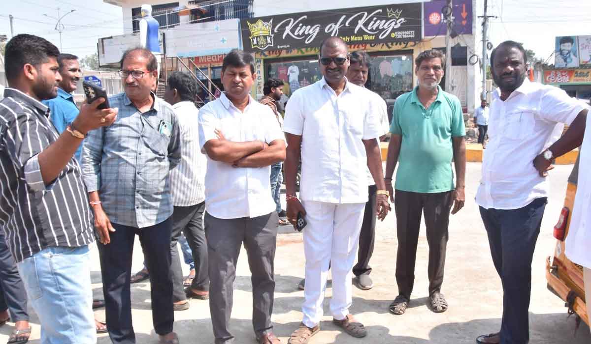 Godavarikhani | త్వరలో రాజేష్ థియేటర్ జంక్షన్ వెడల్పు చేస్తాం.. రామగుండం నగర మేయర్ మహంకాళి స్వామి