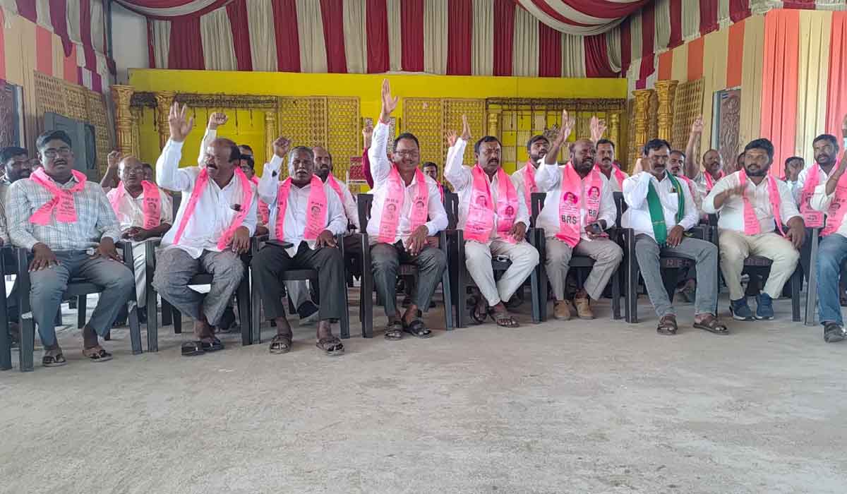 KalvaSrirampur | రైతులకు సాగునీరందించడంతో కాంగ్రెస్‌ విఫలం.. కాల్వశ్రీరాంపూర్‌ బీఆర్‌ఎస్‌ నాయకులు