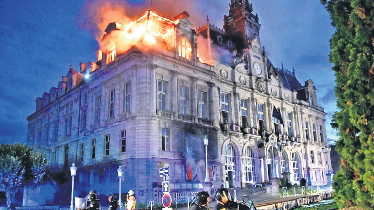 Town Hall Fire