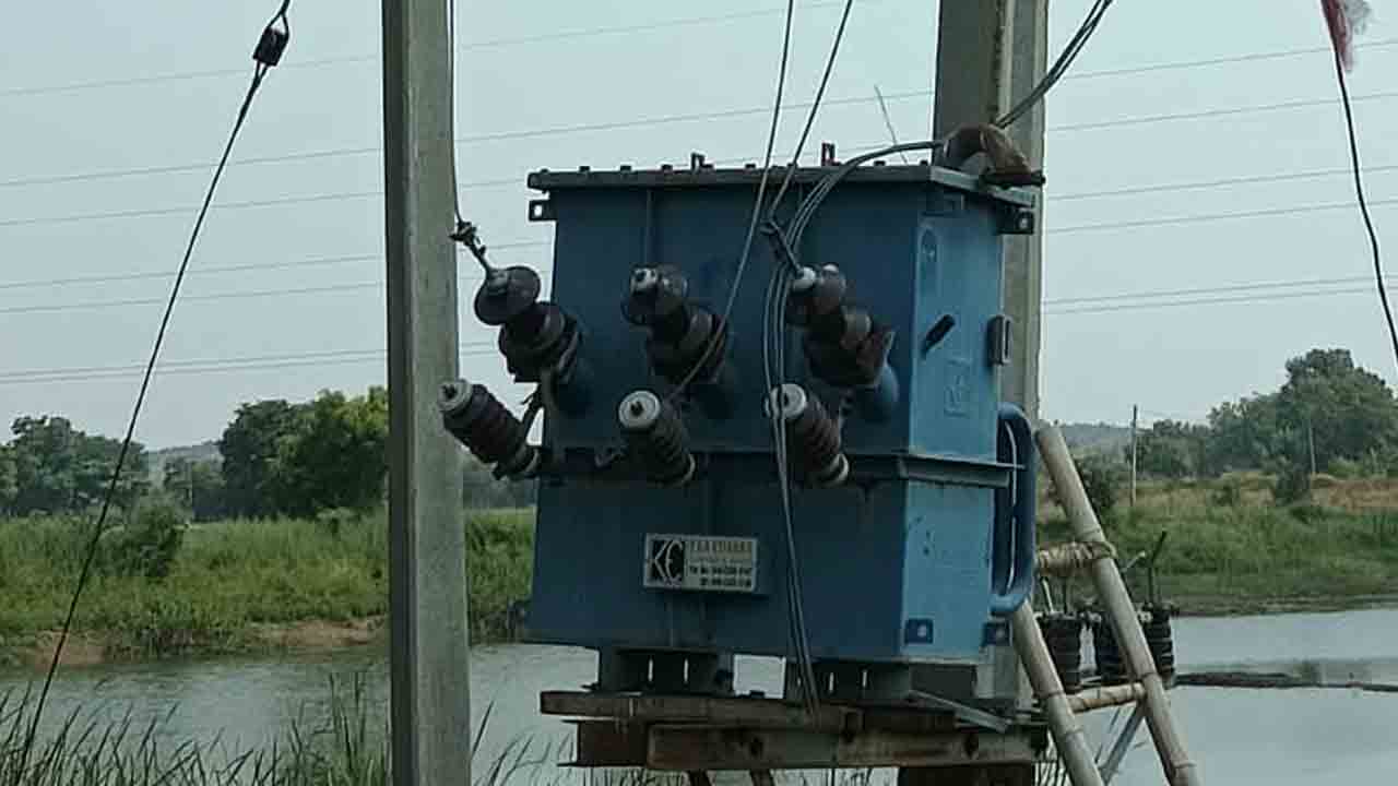 Electric shock | మెదక్ జిల్లాలో విషాదం.. కరెంట్‌ షాక్‌తో యువకుడి మృతి