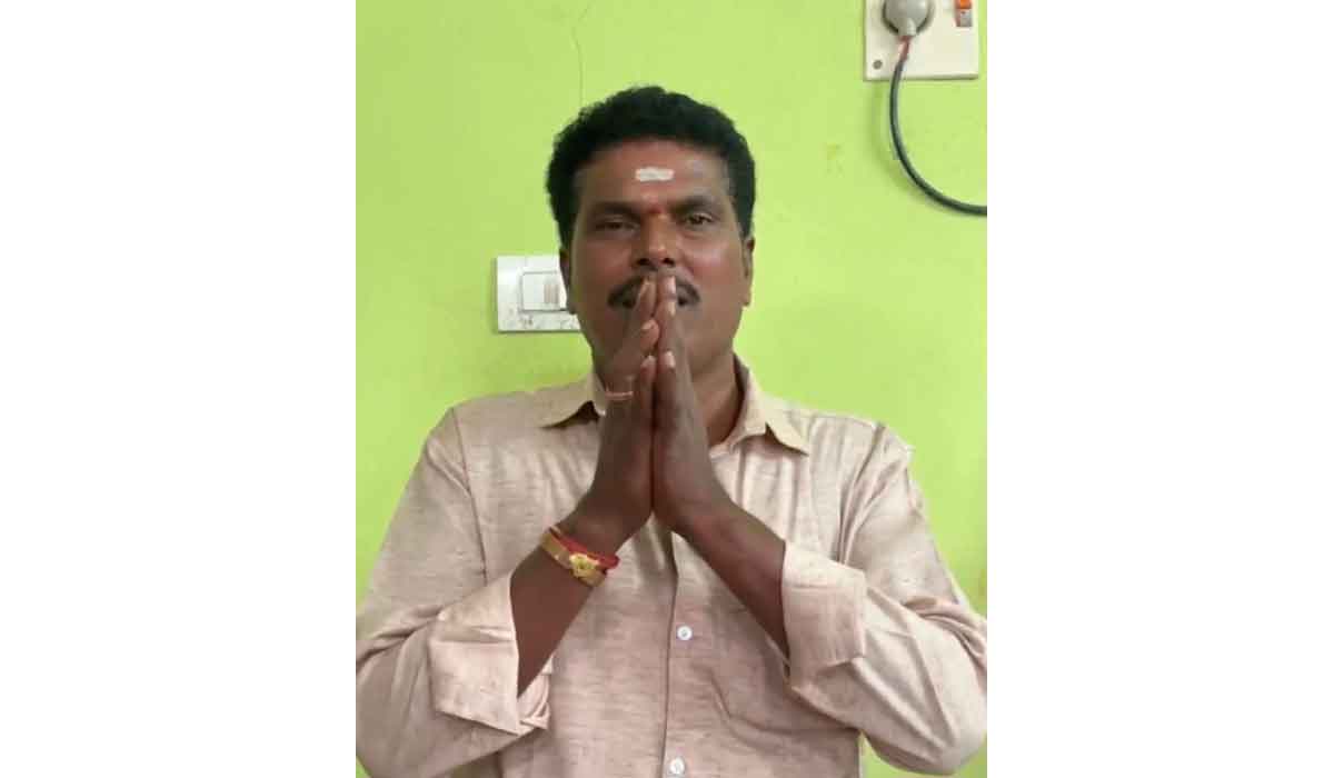 Vemulawada | దండం పెట్టి వేడుకుంటున్న..!.. నా కుటుంబాన్ని రోడ్డున పడేయవద్దని కాంట్రాక్టర్‌ వెంకటేష్‌ ఆవేదన
