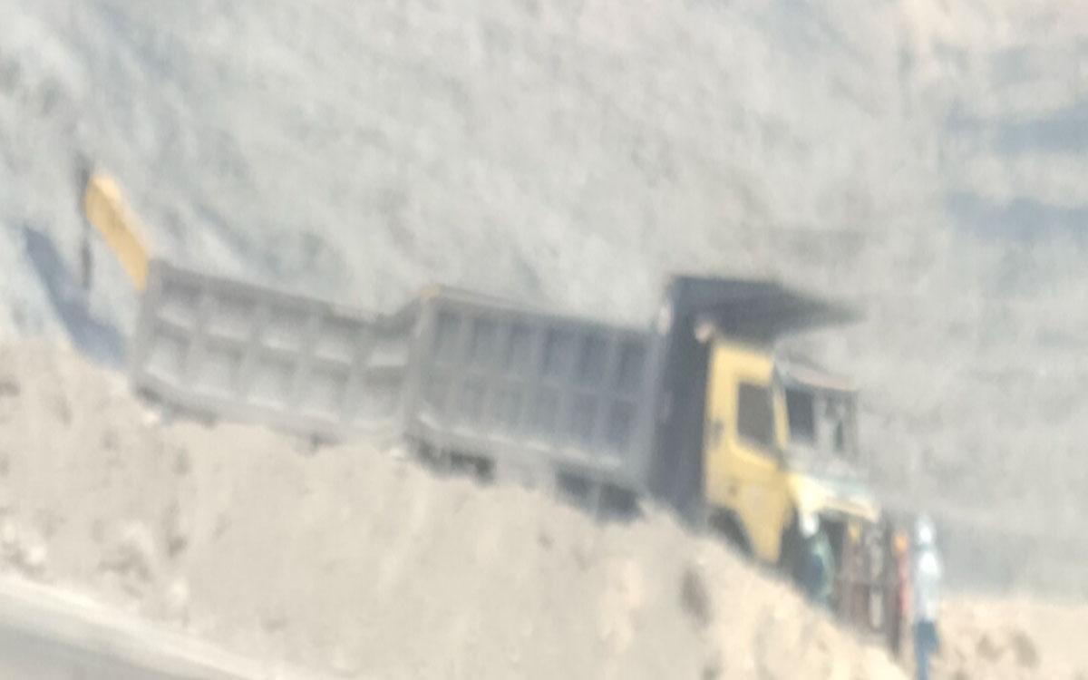 వెంకటేష్ ఖని కోల్‌మైన్‌లో వోల్వో బోల్తా